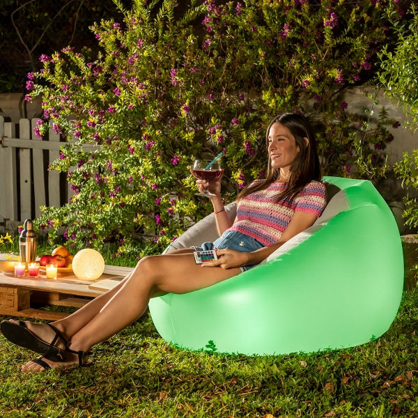 Sillón hinchable con luz LED multicolor InnovaGoods